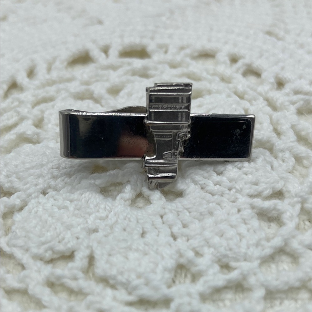 Mercury Outboard Motor Tie Clip